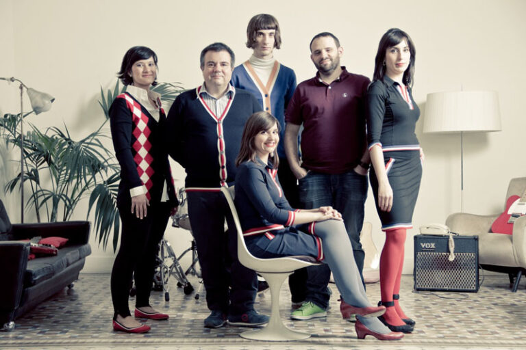 Imagen destacada de grupo: Cola Jet Set